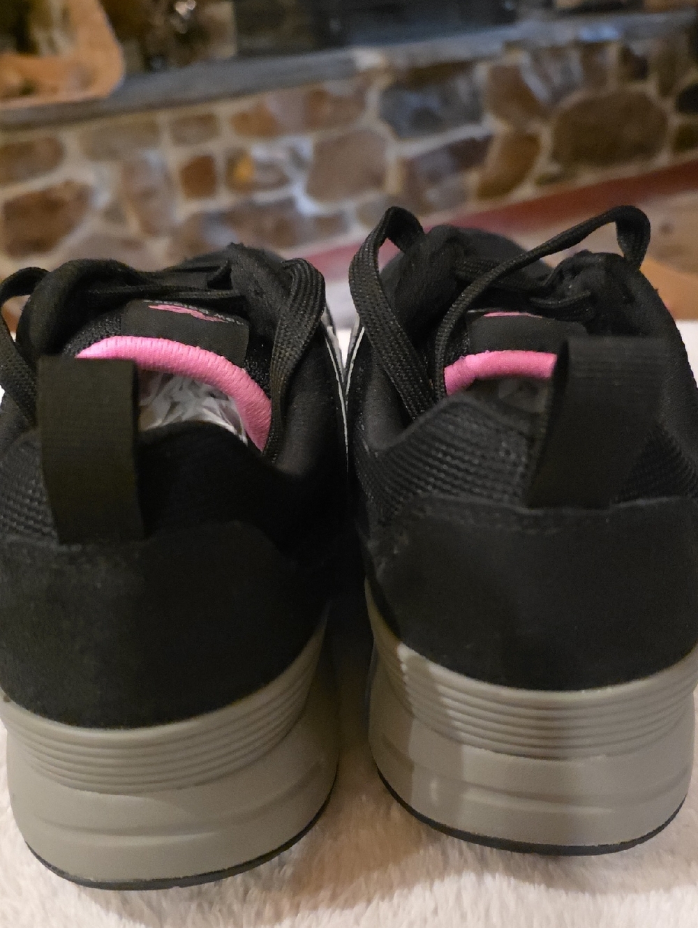 Work.ASTM Steel Toe New Balance Black Sneakers with Pink Logo Accent. New. - Picture 5 of 6
